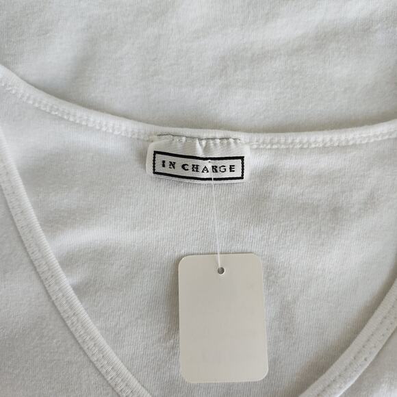 Y2K In Charge White Embroidered Floral Cropped V-Neck T-Shirt Short Sleeve XS - Picture 7 of 7